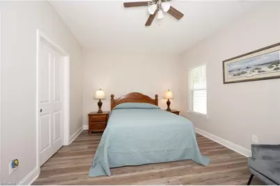 710 W Lee Avenue, Yadkinville, NC 27055 - Photo 10