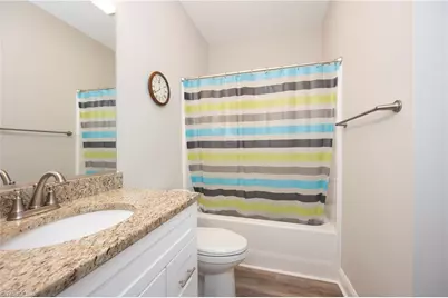 710 W Lee Avenue, Yadkinville, NC 27055 - Photo 16