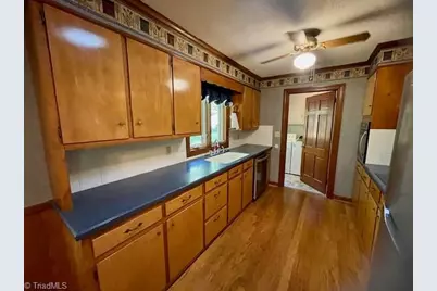 10 Woodcrest Drive, Lexington, NC 27295 - Photo 12