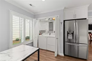 204 Hamilton Ct, Bermuda Run, NC 27006 - Photo 8