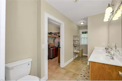 211 N Bridge Street, Jonesville, NC 28642 - Photo 22