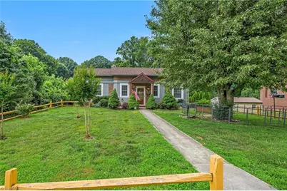 211 N Bridge Street, Jonesville, NC 28642 - Photo 14