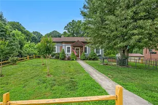 211 N Bridge St, Jonesville, NC 28642 - Photo 14