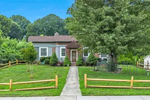 211 N Bridge St, Jonesville, NC 28642 - Photo 2