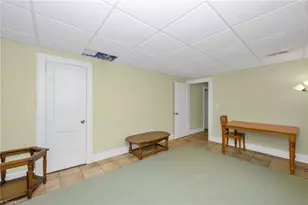 211 N Bridge St, Jonesville, NC 28642 - Photo 48