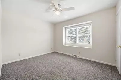 2204 Four Seasons Boulevard, Greensboro, NC 27407 - Photo 18