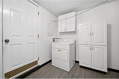 2204 Four Seasons Boulevard, Greensboro, NC 27407 - Photo 26
