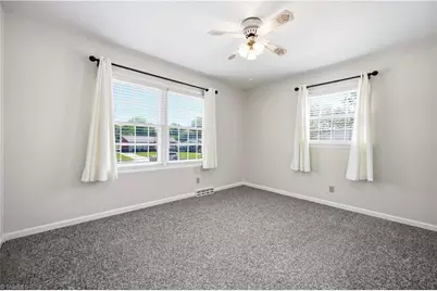 2204 Four Seasons Boulevard, Greensboro, NC 27407 - Photo 20