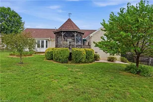 515 Wildwood Ln, Graham, NC 27253 - Photo 6