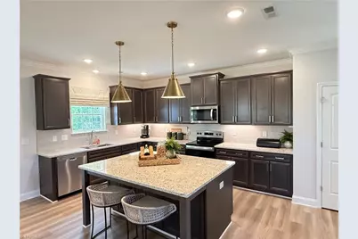 523 Valentine Court, Graham, NC 27253 - Photo 4
