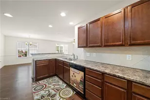 6210 Queens Gate Ct, Clemmons, NC 27012 - Photo 10
