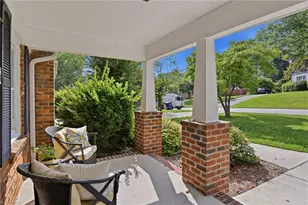 2755 Cherokee Ln, Winston-Salem, NC 27103 - Photo 6