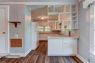 395 N Park St, Asheboro, NC 27203 - Photo 10