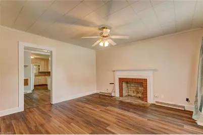 395 N Park Street, Asheboro, NC 27203 - Photo 6