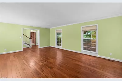 809 Hillcrest Drive, High Point, NC 27262 - Photo 8