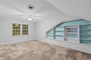 809 Hillcrest Dr, High Point, NC 27262 - Photo 32
