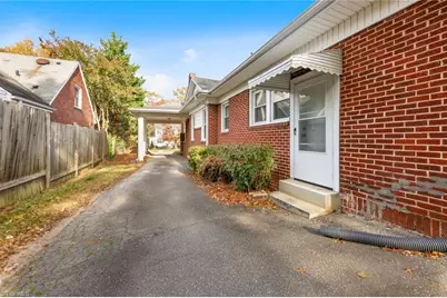1015 S Hawthorne Road, Winston-Salem, NC 27103 - Photo 22