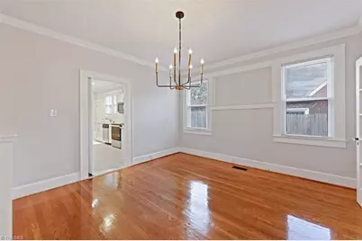 1015 S Hawthorne Road, Winston-Salem, NC 27103 - Photo 8