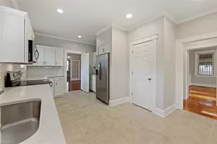 1015 S Hawthorne Rd, Winston-Salem, NC 27103 - Photo 6