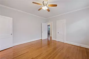 1015 S Hawthorne Rd, Winston-Salem, NC 27103 - Photo 20