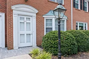 371 Hanover Arms Ct, Winston-Salem, NC 27104 - Photo 2