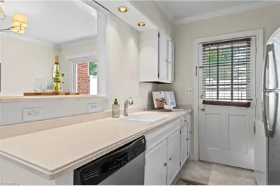 371 Hanover Arms Court, Winston-Salem, NC 27104 - Photo 12