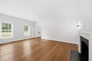 1041 Stowe St, Burlington, NC 27215 - Photo 6