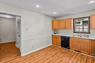 732 Jefferson St, Eden, NC 27288 - Photo 10