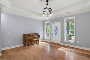1103 Thurmond St, Winston-Salem, NC 27105 - Photo 6