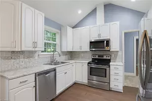 1103 Thurmond St, Winston-Salem, NC 27105 - Photo 10
