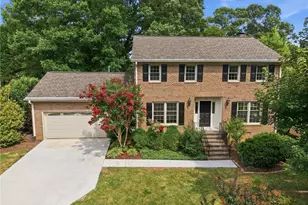 106 Stafford Oak Rd, Jamestown, NC 27282 - Photo 2
