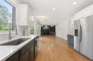 106 Stafford Oak Rd, Jamestown, NC 27282 - Photo 6