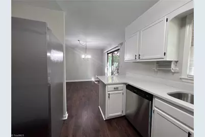 309 Elmhurst Avenue, High Point, NC 27262 - Photo 8