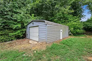 8145 Spotswood Rd, Summerfield, NC 27358 - Photo 28