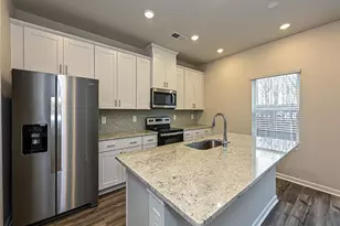 100 Frontiersman Dr, Mocksville, NC 27028 - Photo 2