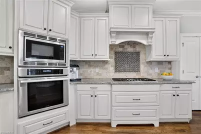820 Dunleigh Drive, Burlington, NC 27215 - Photo 12