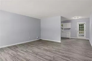 1111 Caldwell St, Greensboro, NC 27406 - Photo 2