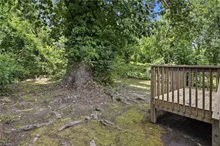 1111 Caldwell St, Greensboro, NC 27406 - Photo 22