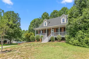 247 Twin Hill Rd, Clemmons, NC 27012 - Photo 2
