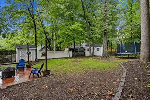 8 Sage Brush Ct, Greensboro, NC 27409 - Photo 26