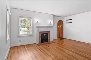 2117 N Peace Haven Rd, Winston-Salem, NC 27106 - Photo 6