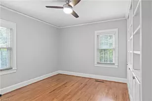 2117 N Peace Haven Rd, Winston-Salem, NC 27106 - Photo 16