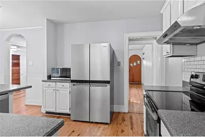 2117 N Peace Haven Road, Winston-Salem, NC 27106 - Photo 14
