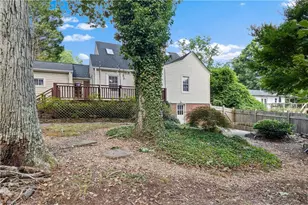 2117 N Peace Haven Rd, Winston-Salem, NC 27106 - Photo 34