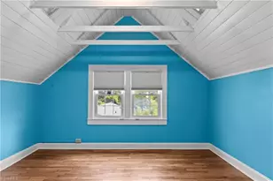 2117 N Peace Haven Rd, Winston-Salem, NC 27106 - Photo 26