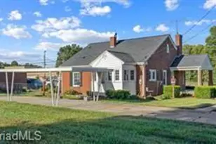 2405 S Fayetteville St, Asheboro, NC 27205 - Photo 2