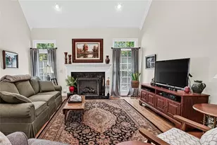 827 Anns Ct, Asheboro, NC 27205 - Photo 8
