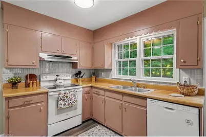 6309 Warwick Drive, Pleasant Garden, NC 27313 - Photo 10