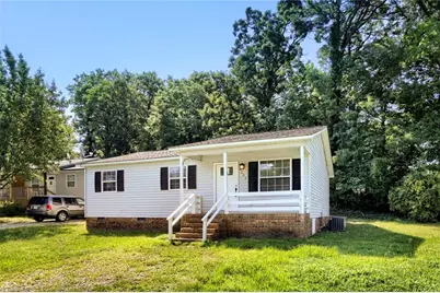 2204 Gable Way, High Point, NC 27262 - Photo 2