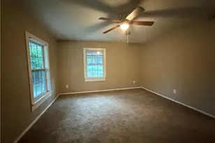 1 Preyer Ct, Greensboro, NC 27405 - Photo 4